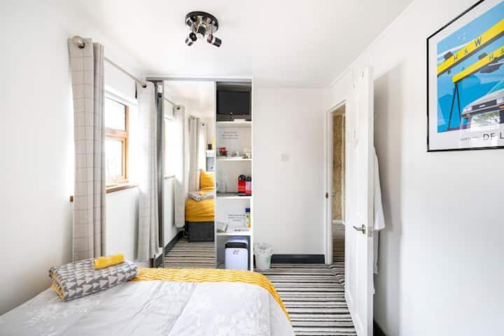 Elegant And Cosy Private Room Belfast Exterior foto